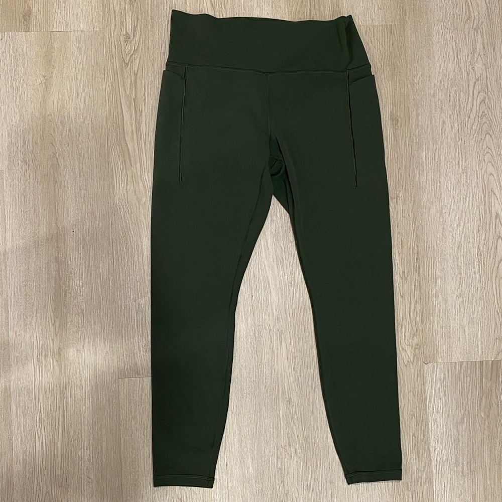 Athleta Capri Leggings